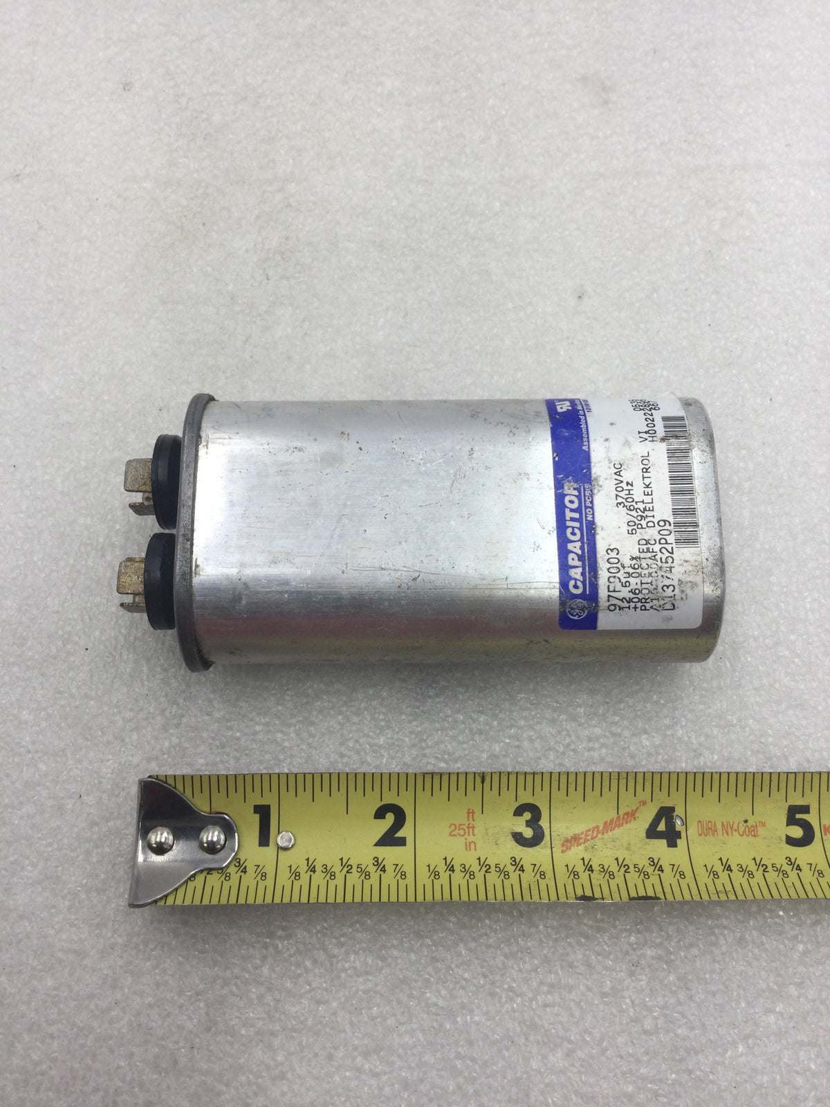 GE General Electric Capacitor 97F9003 12.5uf +/-06% 370 VAC 50/60Hz (D