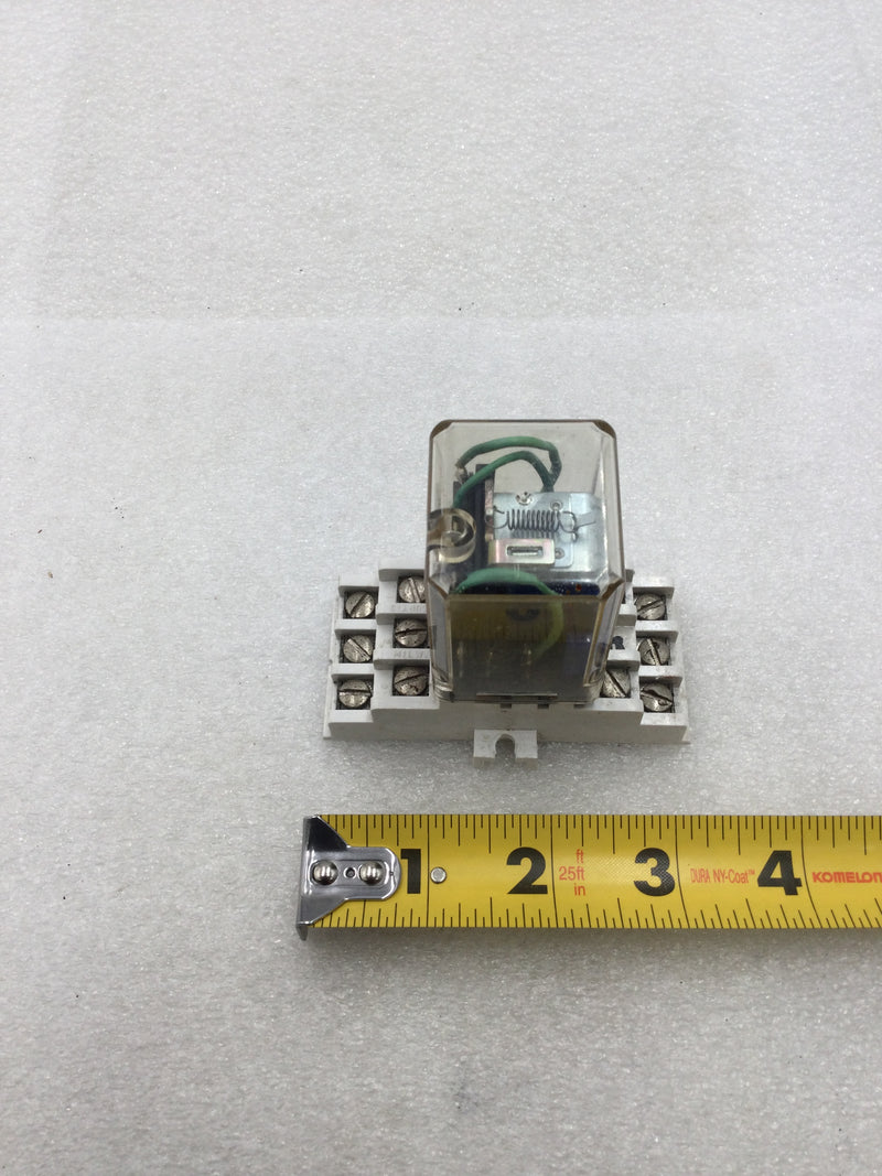 Cutler-Hammer D5PR3A 10 Amp 250 VAC 11 Blade Ice Cube Relay with Terminal Base