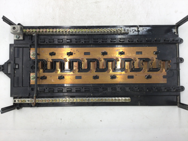 Siemens 15 Space 30 Circuit MLO/MB Copper Buss 200A 120/240V Type Q Guts Only 10" x 22"