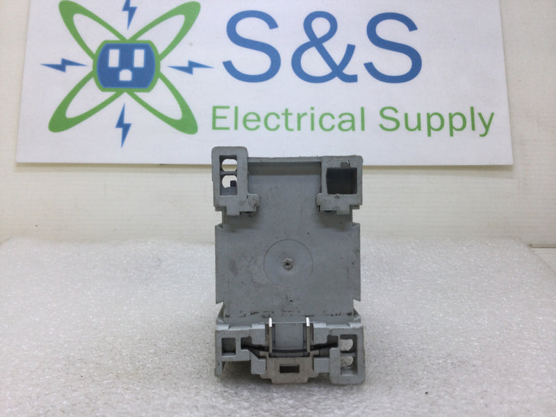 Sprecher & Schuh CA3-9C Nema Size 1 25 Amp 3 Phase 220-600 VAC Contactor/Motor Starter with 24 VDC Coil and Overload Relay