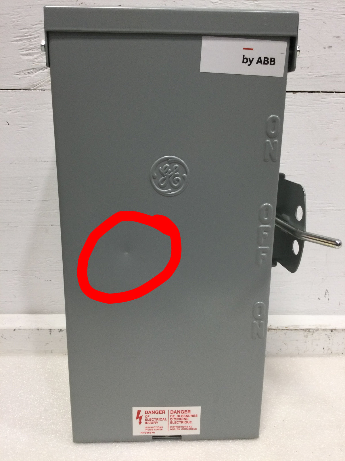 GE TC10323R Outdoor Rainproof Double Throw Safety Switch 100 AMP 120-2