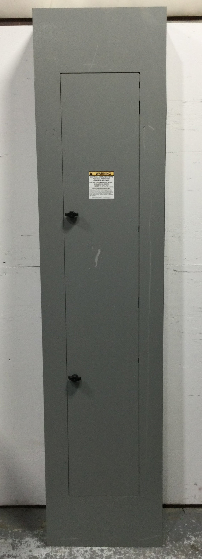 GE/General Electric AEF3244KBX 400 Amp 600V 3P/4WA 24 Space Panelboard