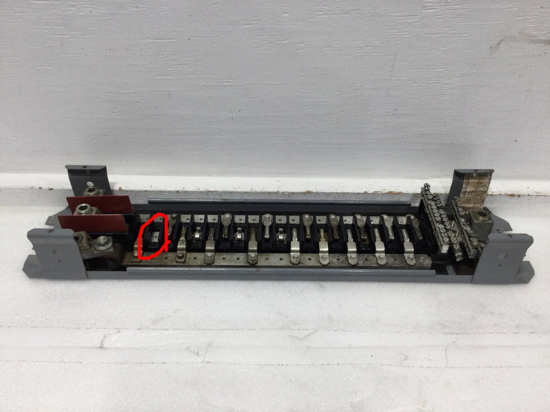 Square D QO Series 225 Amp 3 Phase 42 Space Load Center Guts Only 6"X26.5" -Flaw
