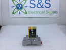 Idec RU4S-A110 Relay 6Amp 250VAC 6Amp 30VDC/Square D Socket Base 8502NR45 Series B