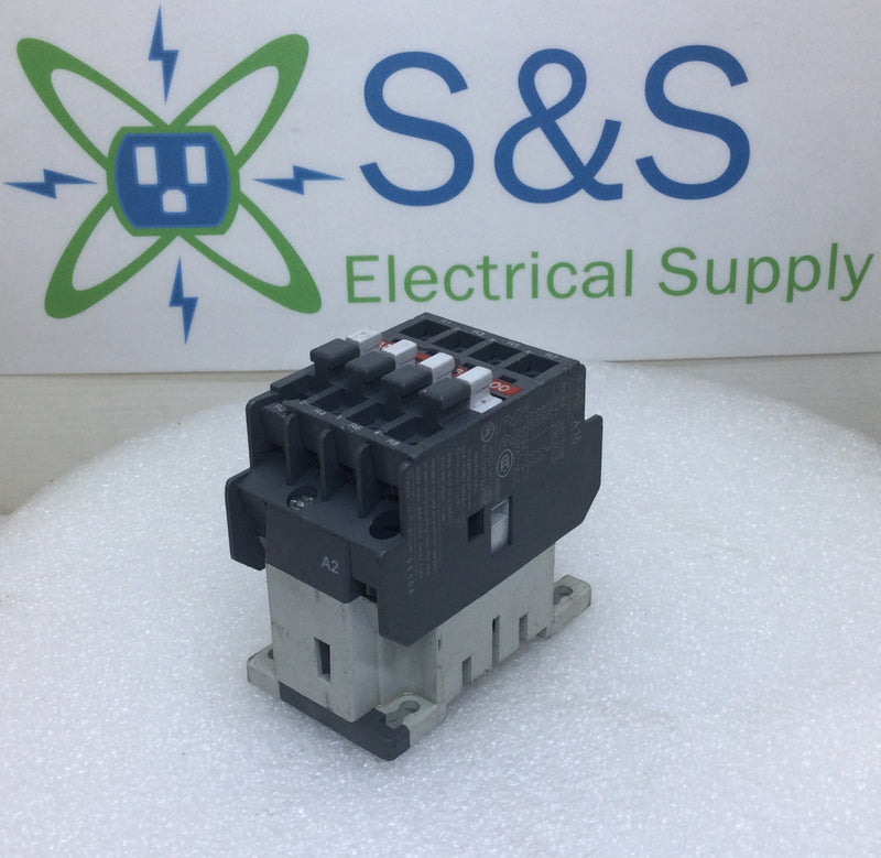 ABB A16-04-00 30 Amp 50/60Hz 600V Contactor - Cosmetic Flaw