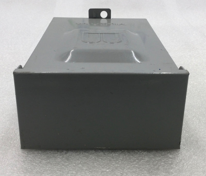 Milbank U3800 60 Amp 1 Phase 2 Wire 240V Non-Fused Enclosed Pullout Switch