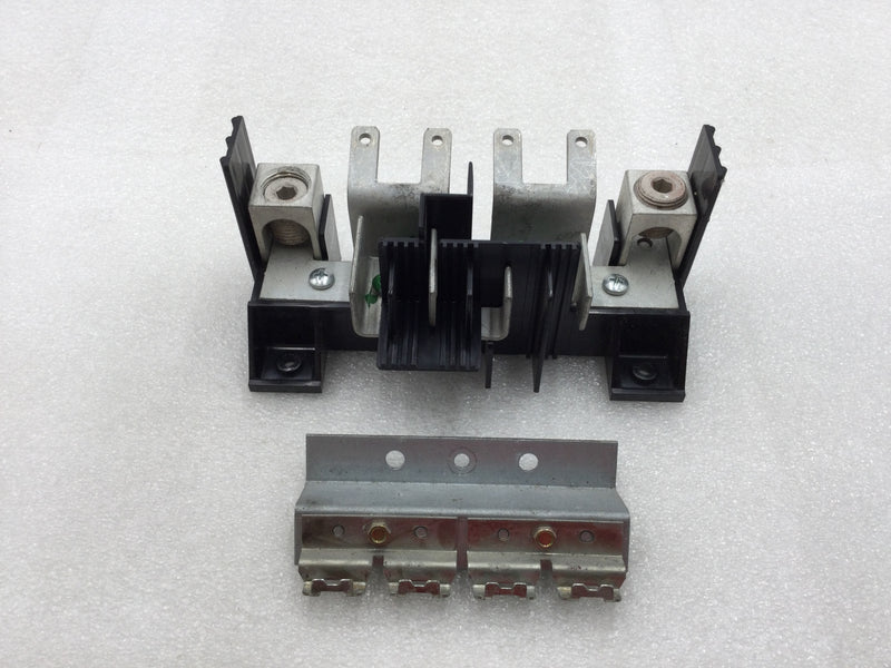 GE TSMF4200SFLP 200 Amp 4 Space 120/240 VAC Meter/Load Center Guts Only 7" X 3"