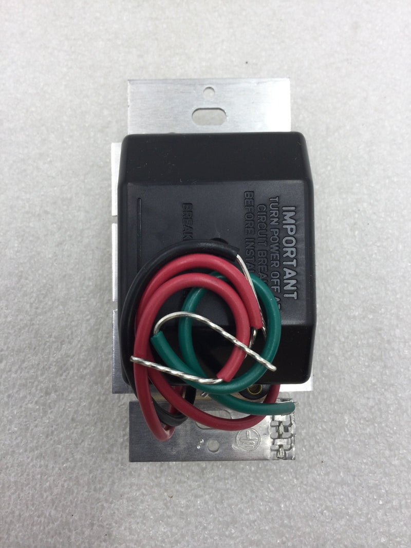 Lutron D-603PH-IV Push On/Off 3-Way Dimmer 600 Watt 120 VAC in Ivory