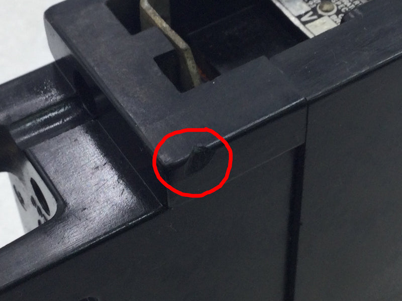ITE EE1-B015 15 Amp 1 Pole 120V Circuit Breaker - Cosmetic Flaw
