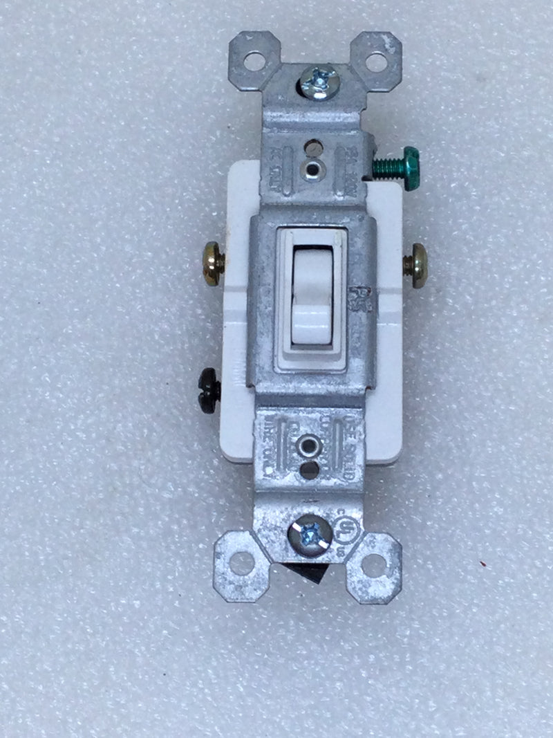 Pass & Seymour 663-WG 15 Amp 125 VAC 3-Way Light Switch in White (Box of 10)