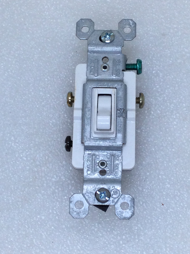 Pass & Seymour 663-WG 15 Amp 125 VAC 3-Way Light Switch in White (Box of 10)