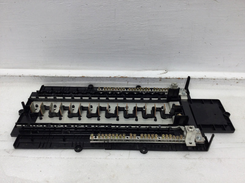 Eaton BRP30NC200 200 Amp 15 Space 120/240 VAC Load Center Guts Only 9" X 22"