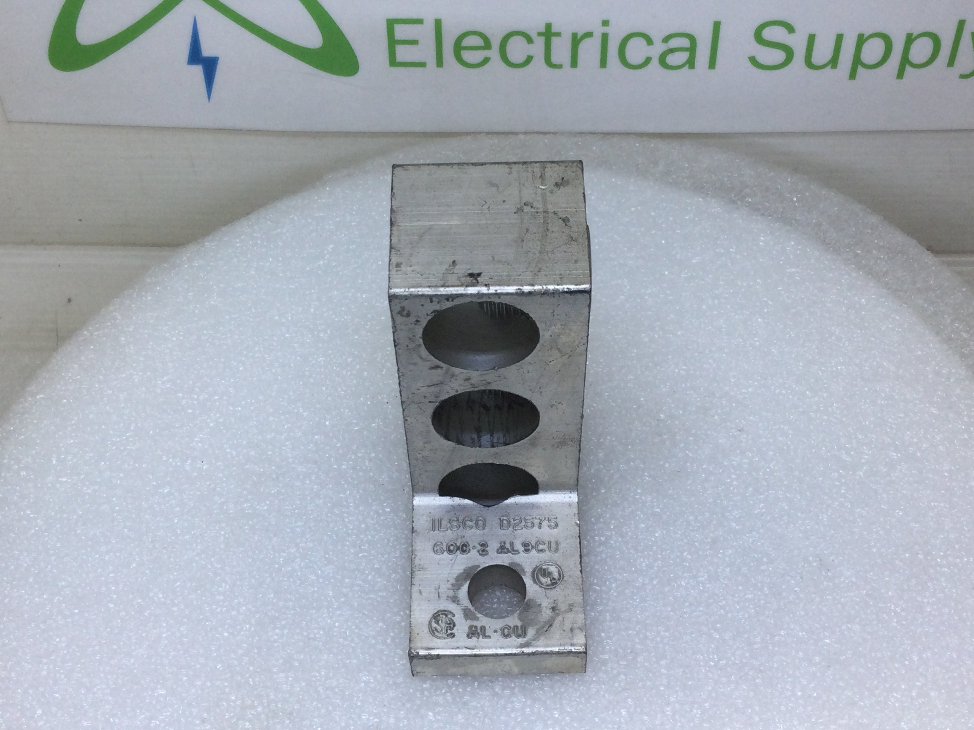 Ilsco D2575 600-2 AL9CU 3 Barrel Mechanical Lug