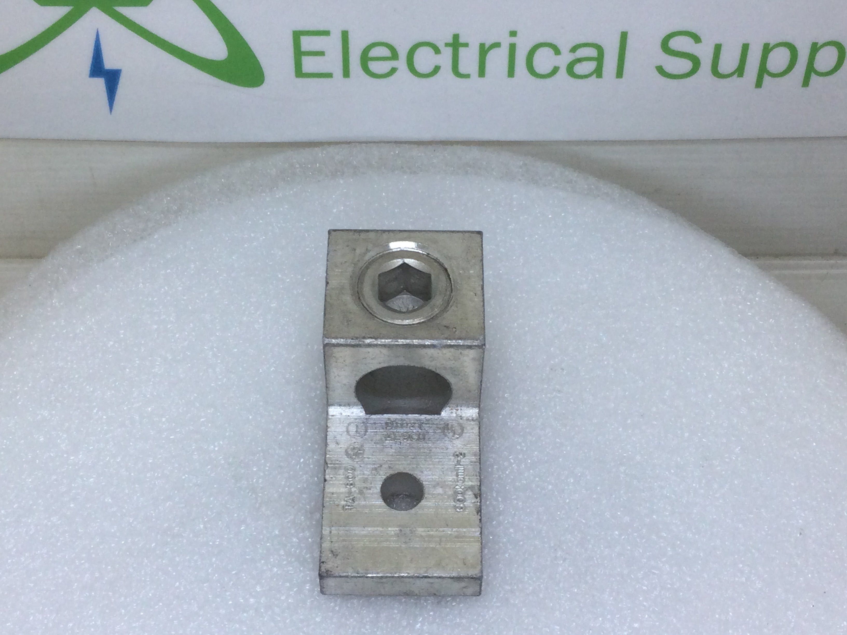 Ilsco D1027 TA-600 600Kcmil-2 AL9CU Aluminum Mechanical Lug 3/8