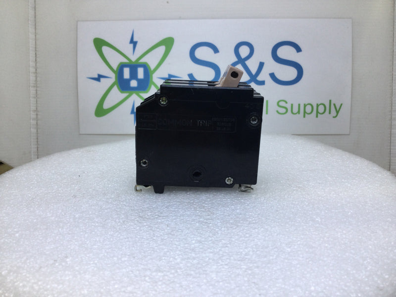 Cutler Hammer CH220 20 Amp 2 Pole 120/240V Breaker - Metal Feet 1/2 Notch