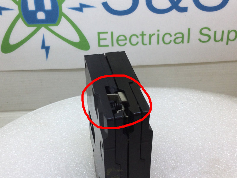 Challenger A1520 15/20 Amp 2 Pole 120/240V Circuit Breaker - Cosmetic Flaw