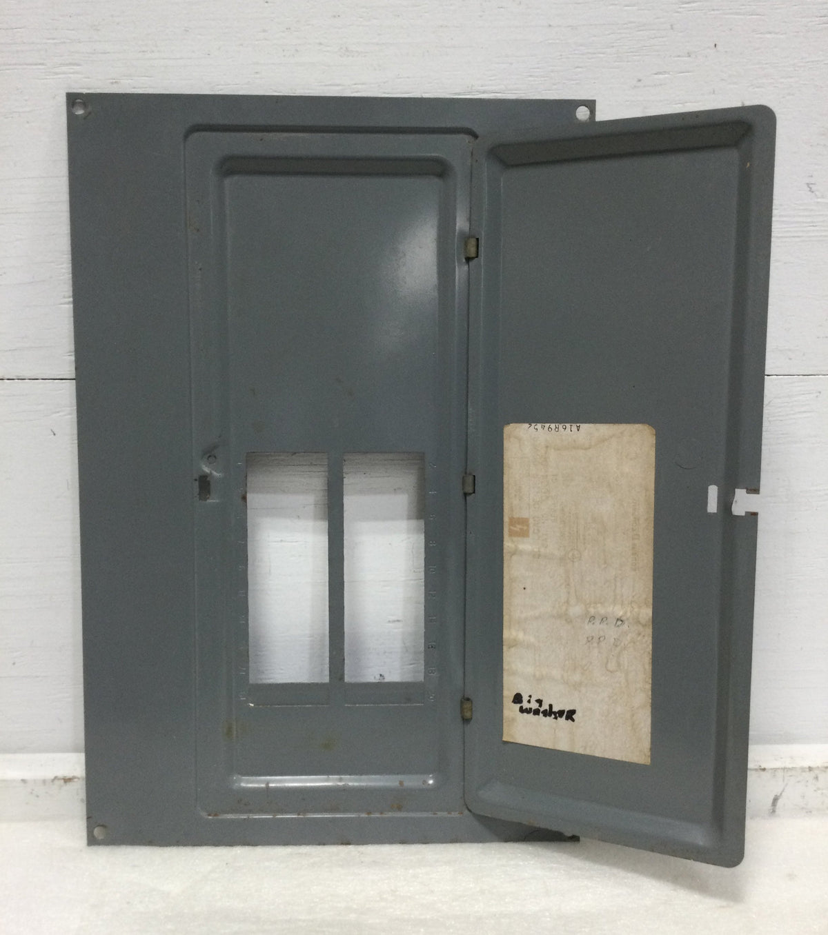 Square D QOC420L(F) 125 Amp 20 Space 120/240V Cover/Door 21
