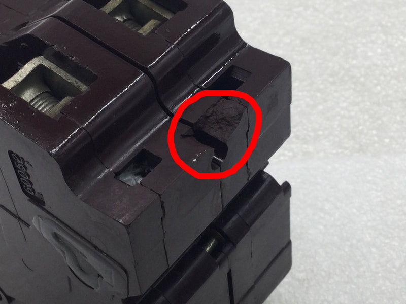 Wadsworth A2100NI 100 Amp 2 Pole 240V Circuit Breaker - Cosmetic Flaw