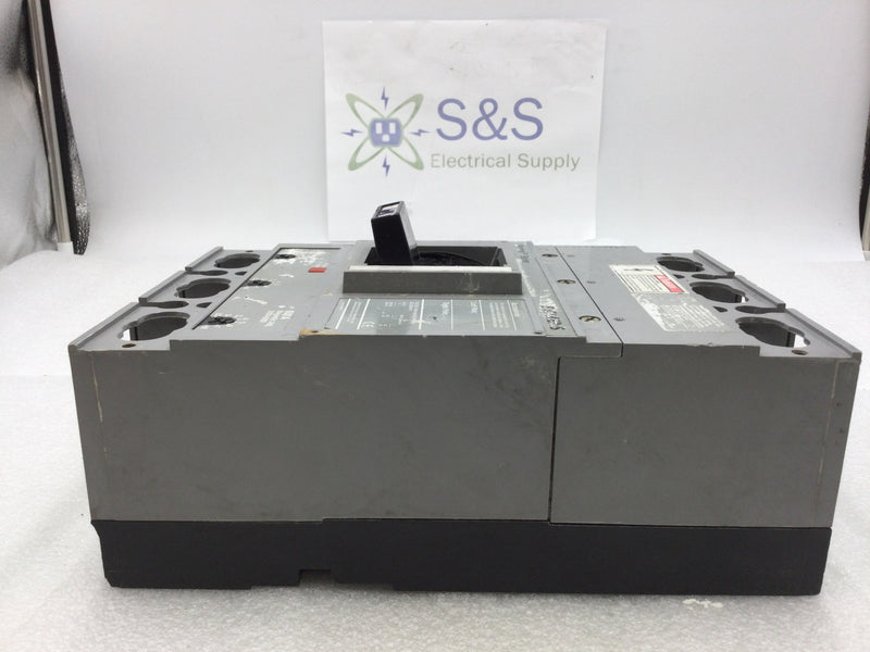 Siemens FXD63B600 3 Pole 600 Amp 600VAC Sentra Series Type FXD6-A Circuit Breaker