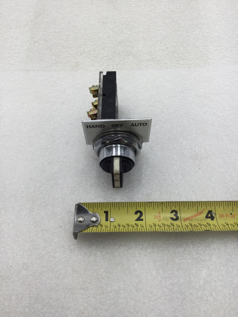 Furnas 52SA2CAB 3-Position Selector Switch with 528AJ and 528AK Relay Modules