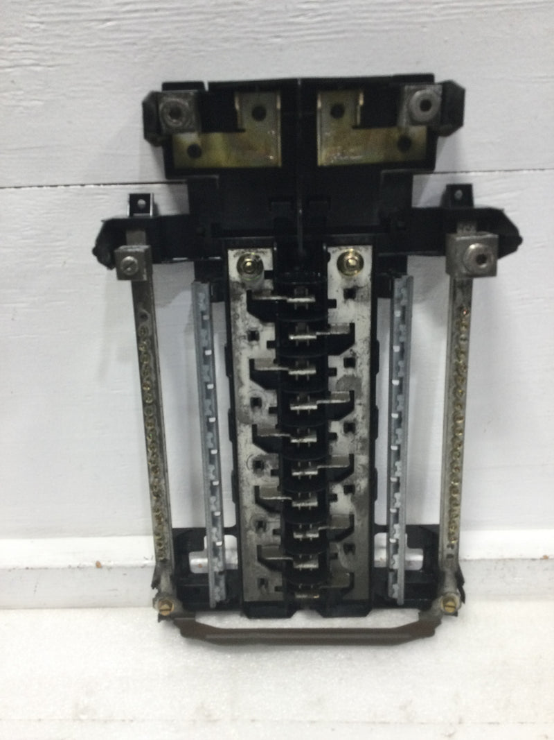 GE TM2010CCUBK1 100 Amp 10 Space 120/240 VAC MB Load Center Guts Only 9" X 15"