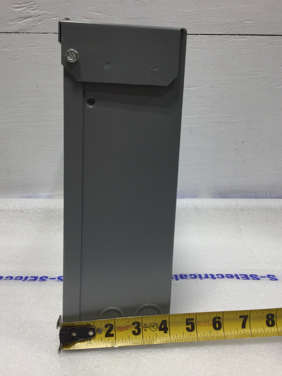 GE TLM812RCUP 125 Amp 1PH 3W 8 Space 120/240V Main Lug Load Center