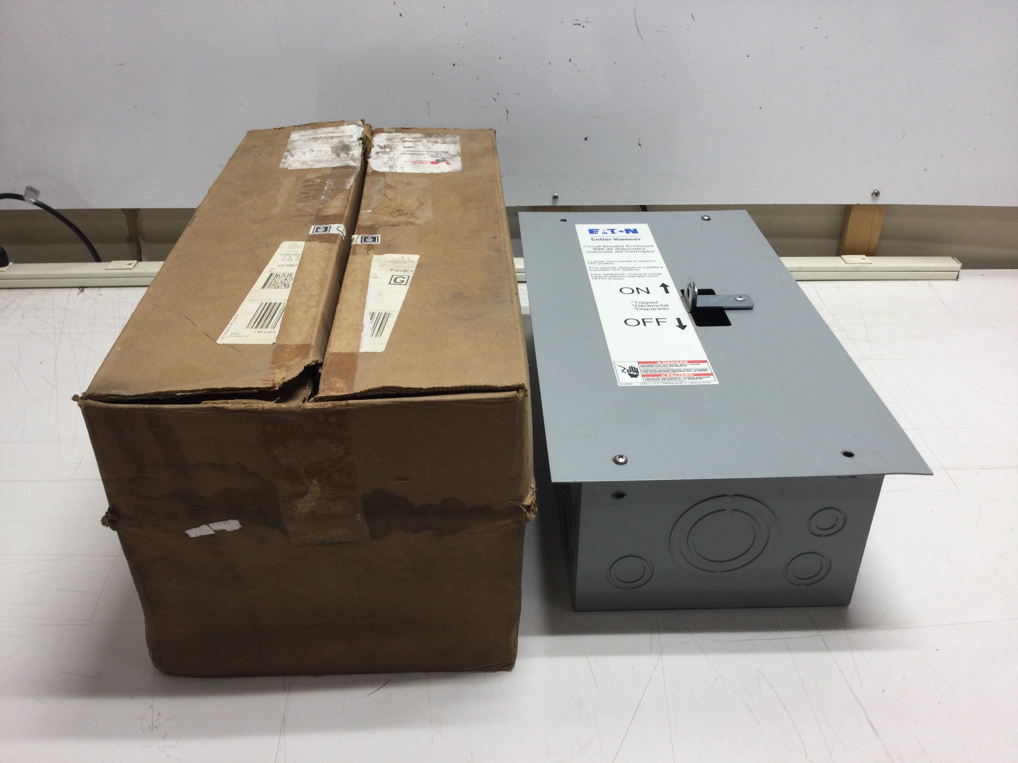 Ffdn Need Eaton FFDN100 100 Amp Nema 1 Indoor Only Circuit Breaker Enclosure