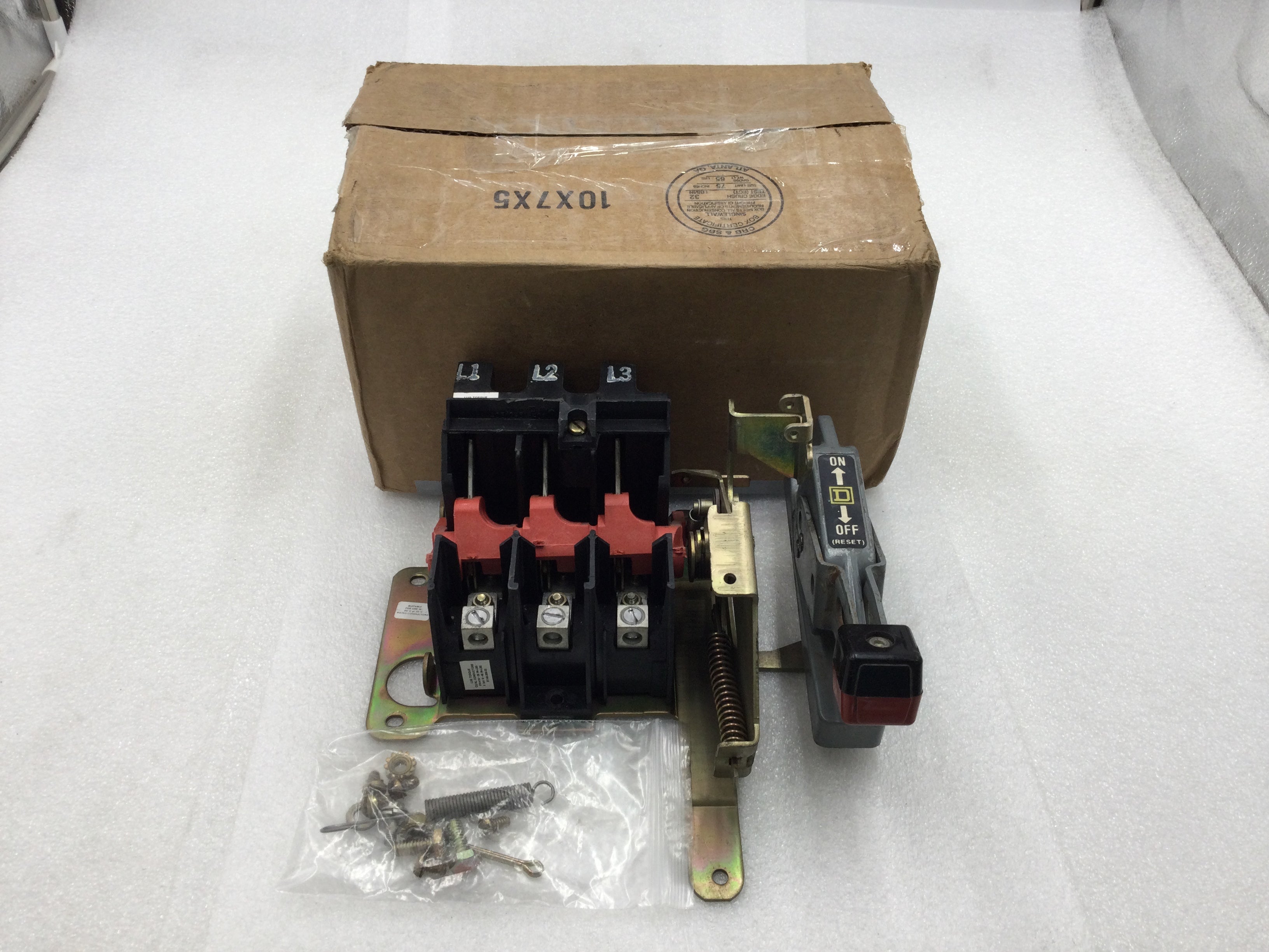 Square D 31301-016-50 30 Amp 3 Pole 600 VAC Disconnect Switch Mechanis