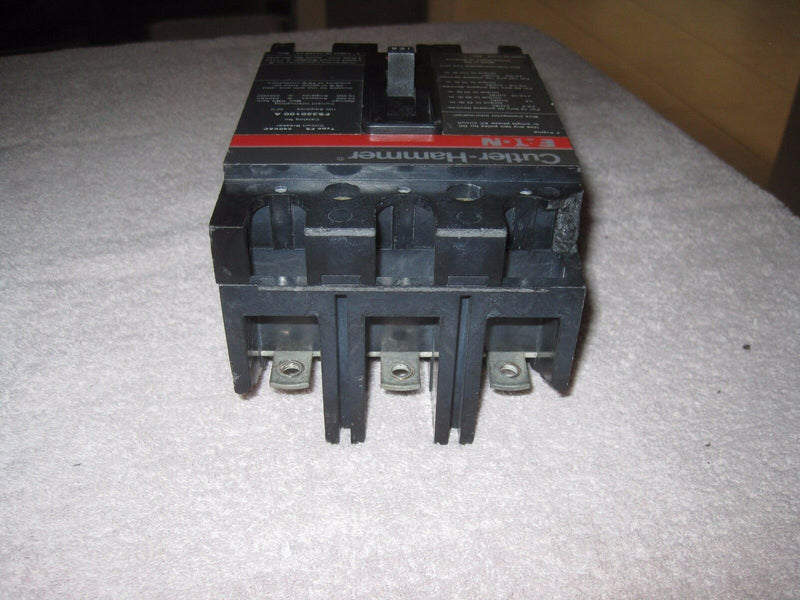 Cutler Hammer Fs Fs320100a 3 Pole 100 Amp Circuit Breaker Chipped