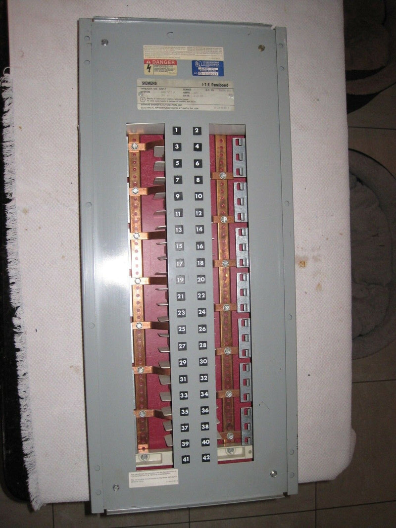 Siemens CDP7 225 Amp Main Lug 277/480 Volt 42 Circuit Panelboard W/Deadfront
