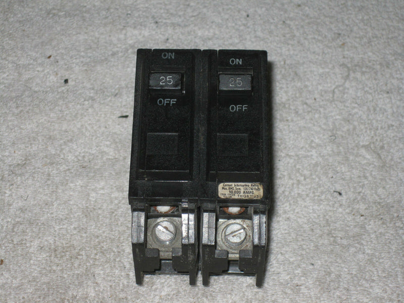 General Electric Ge Thqb2125 2 Pole 25 Amp 120 Volt Bolt In