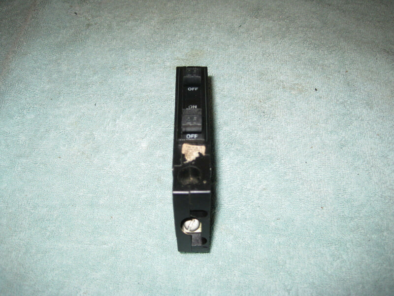 Square D Qot2525 Twin / Tandem / Piggy-Back 25a/25a Circuit Breaker Metal Hook