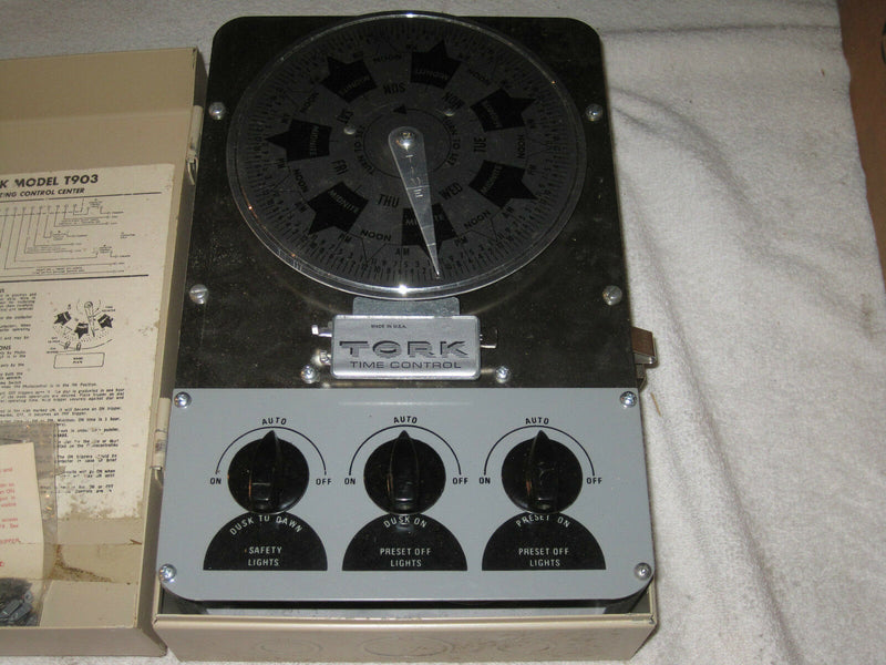 Tork T903 Lighting Control Center, 120/208/240/277, 20 Amps