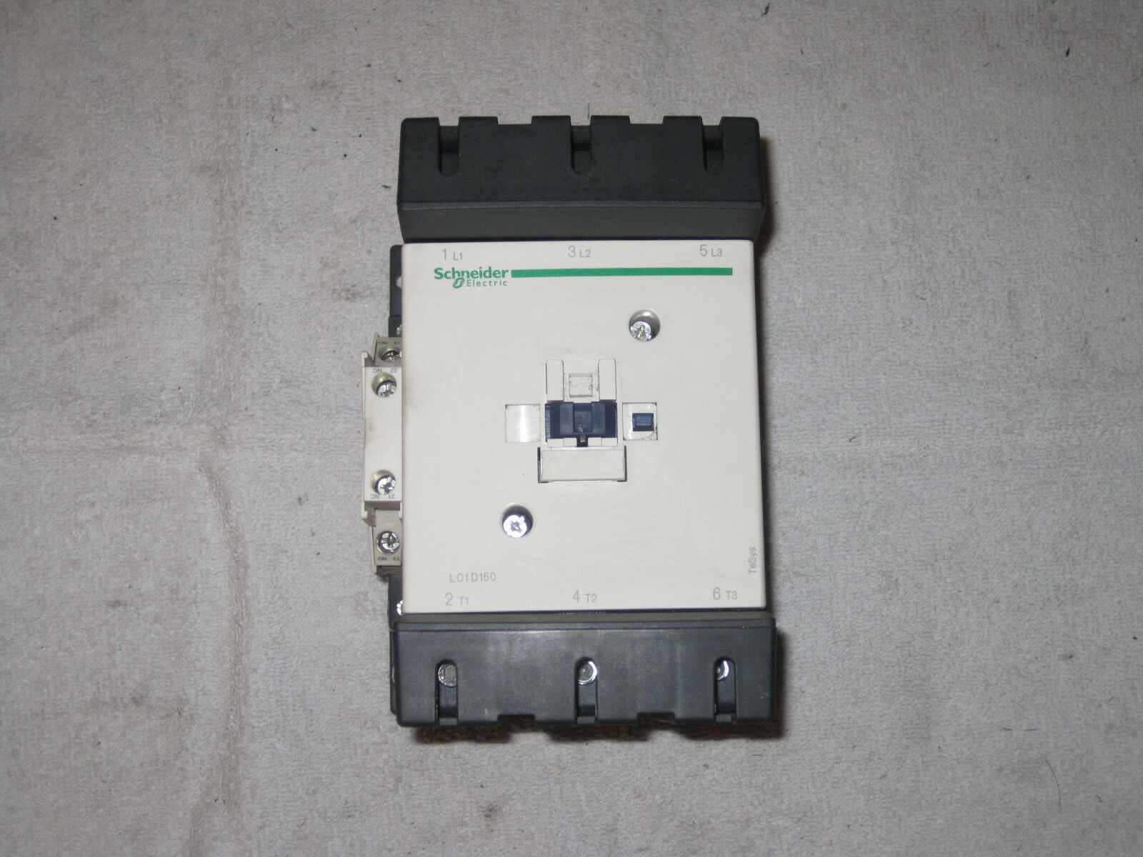 Schneider Electric Tesys Contactor Lc1-D150 120v Coil 3r12402