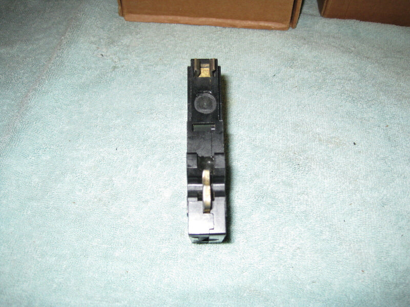 Square D Qot2525 Twin / Tandem / Piggy-Back 25a/25a Circuit Breaker Metal Hook