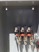 Square D Du325 Safety Disconnect Switch, Non-Fusible, 400a, 240v, 3pole, Nema 1