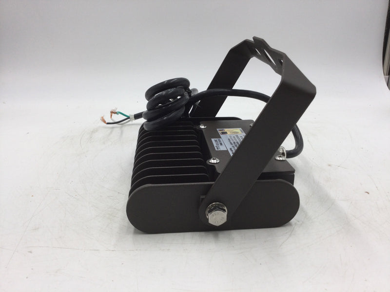 Tamlite Lighting TATFLL5030BZ LED Flood Light 30W