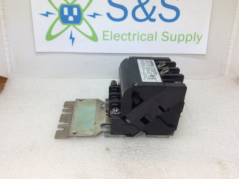 Siemens 14CU+32A* 3Ph 18A 600VAC@5hp Nema Motor Starter 110-120V/220-240V 50/60Hz Coil