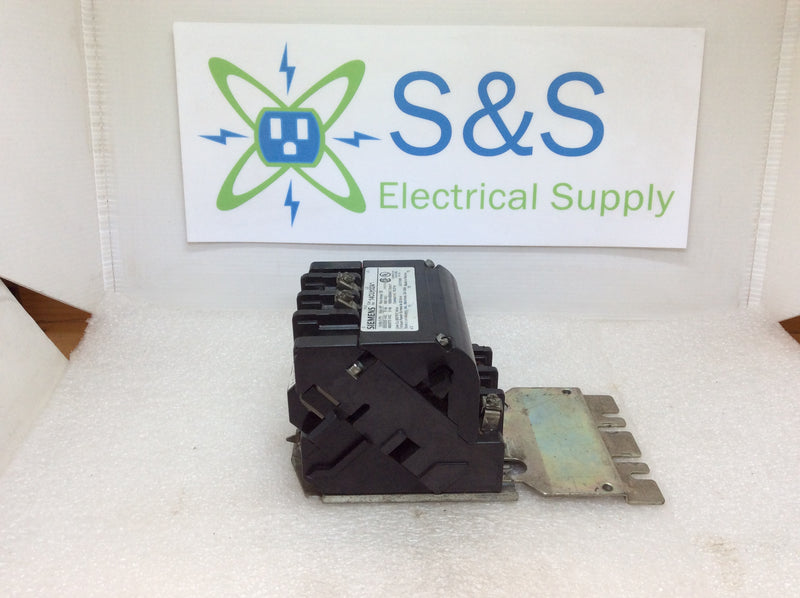 Siemens 14CU+32A* 3Ph 18A 600VAC@5hp Nema Motor Starter 110-120V/220-240V 50/60Hz Coil