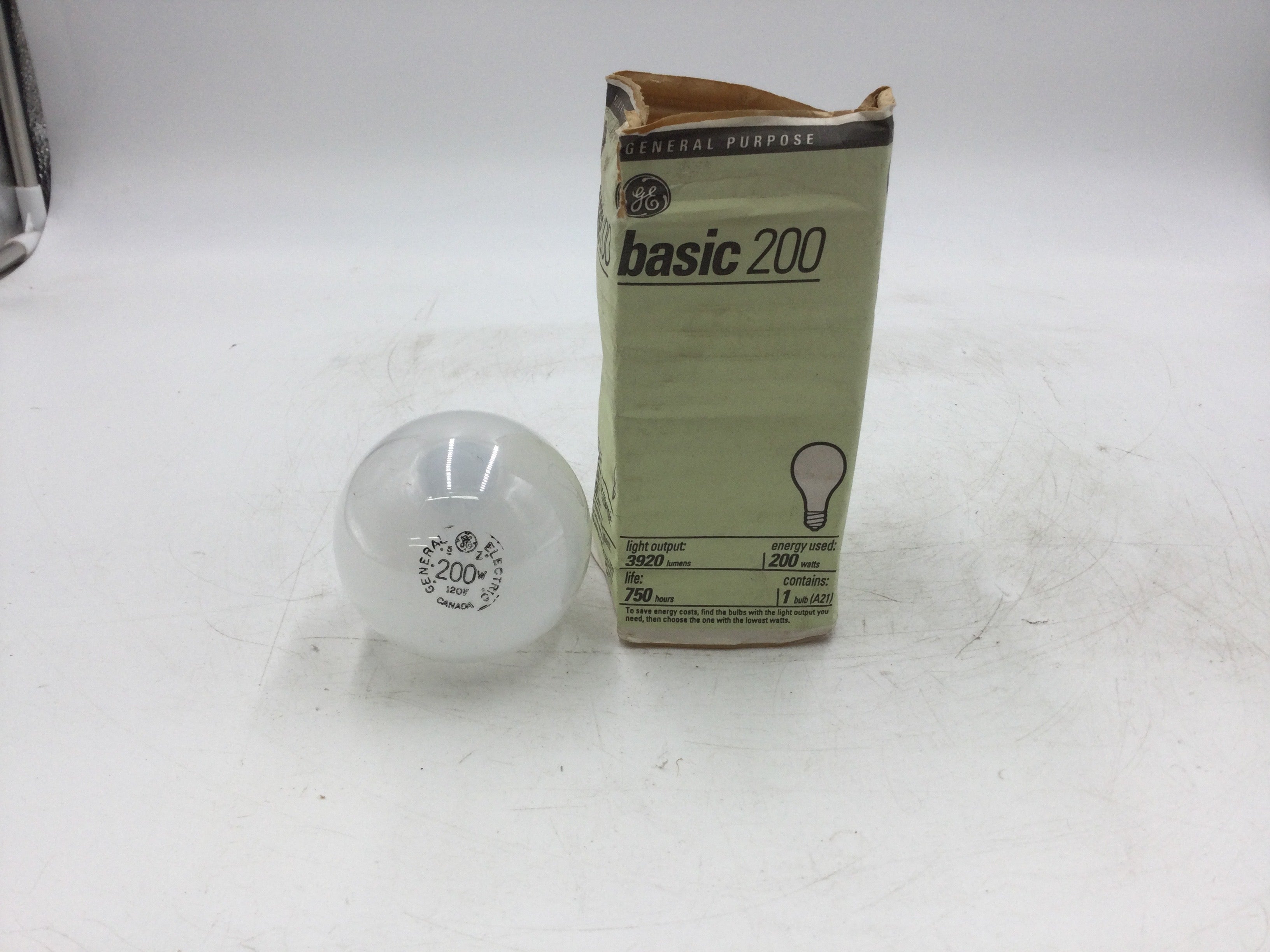 General Electric FG2145M10-PG Base 200W Unfiltered Light