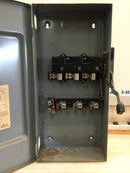 Square D D324N 200A 240VAC 3 Pole 4 Wire Fusible Safety Switch/Disconnect