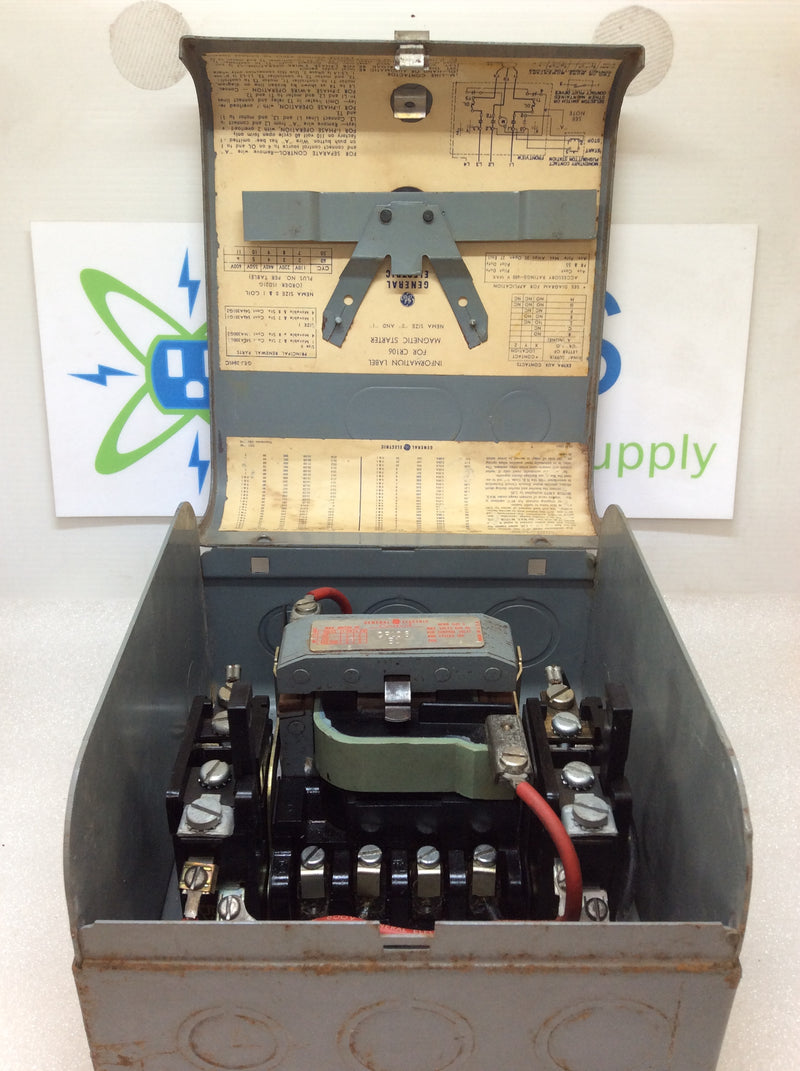 GE/General Electric CR106 3Ph 600VAC 5HP Max Enclosed Magnetic Starter Control