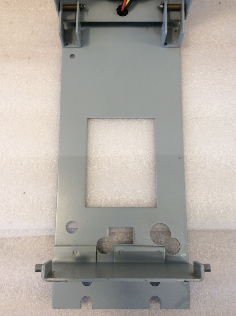 General Electric TKMMOMA1 Mod 2 120V 50-60Hz 6.0A Circuit Breaker Operating Mechanism