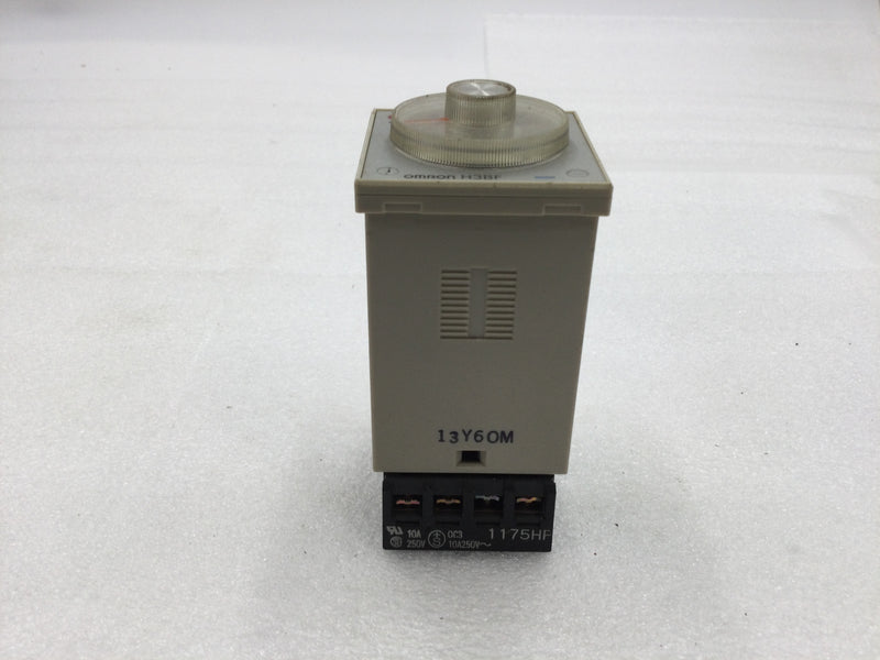 Omron H3BF-8 Timer 120V Contact 5 Amp 250Vac w/10 Amp 250V 1175HP Base