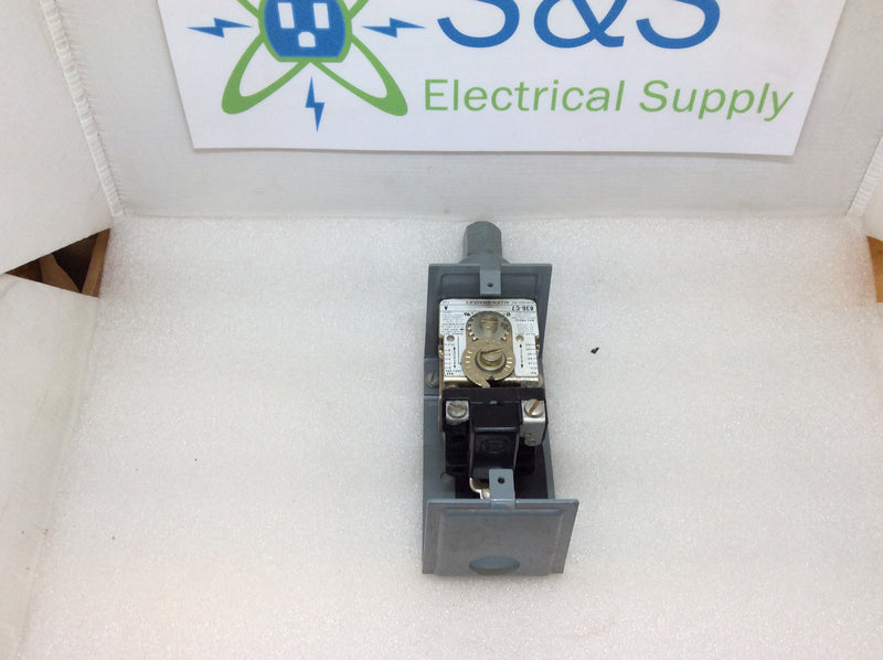 Allen-Bradley Bulletin 836-C7A Pressure Control Switch 125VAC 24-600VDC (New Open Box)