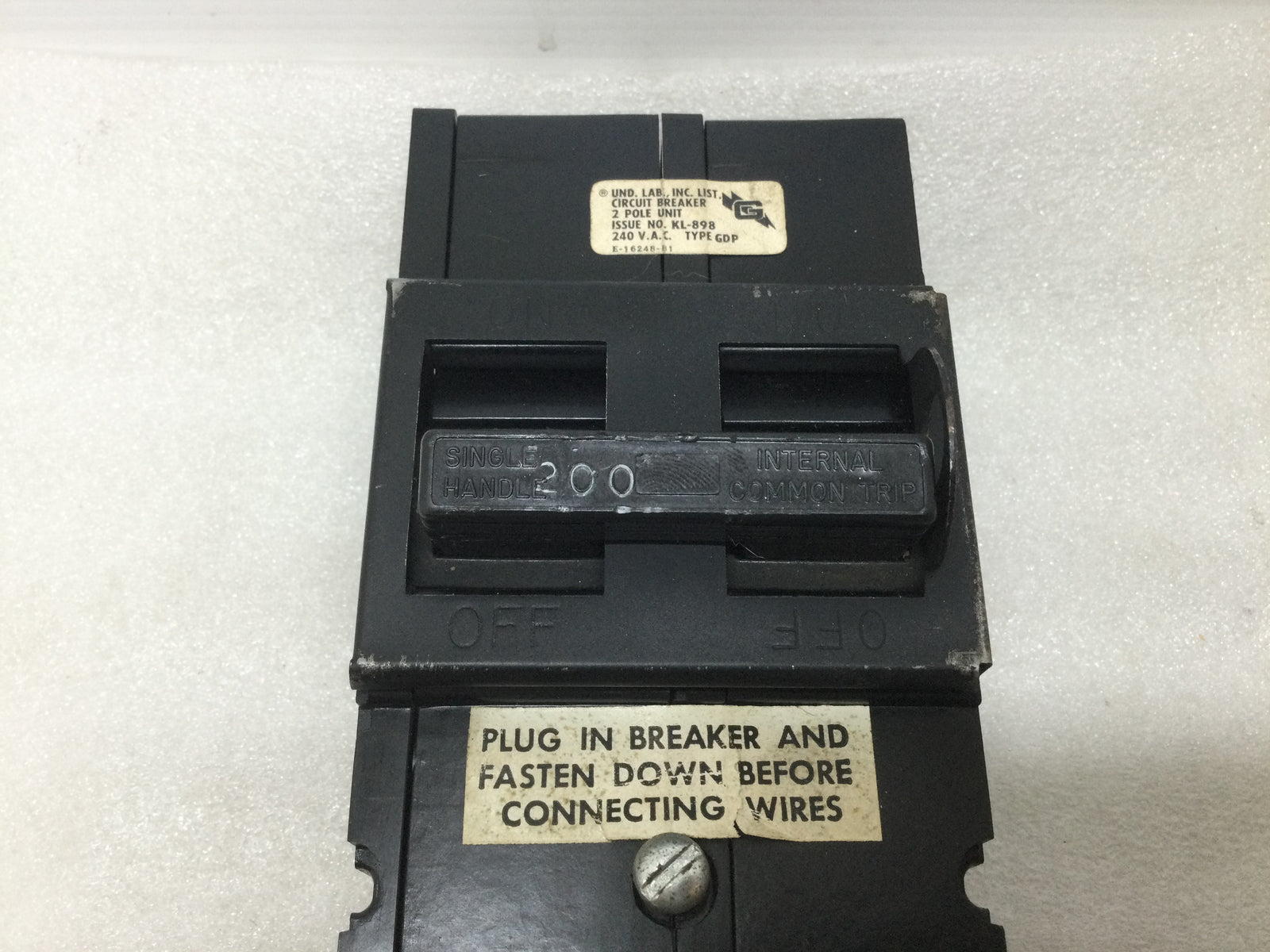 Interruttore Bipolare 200 Amp Usato Interruttore Magnetotermico Challenger 200A 2 Poli QFP2T - 120/240VAC, Per Quadri Zinsco, Usato Garantito Interruttore Usato Testato
