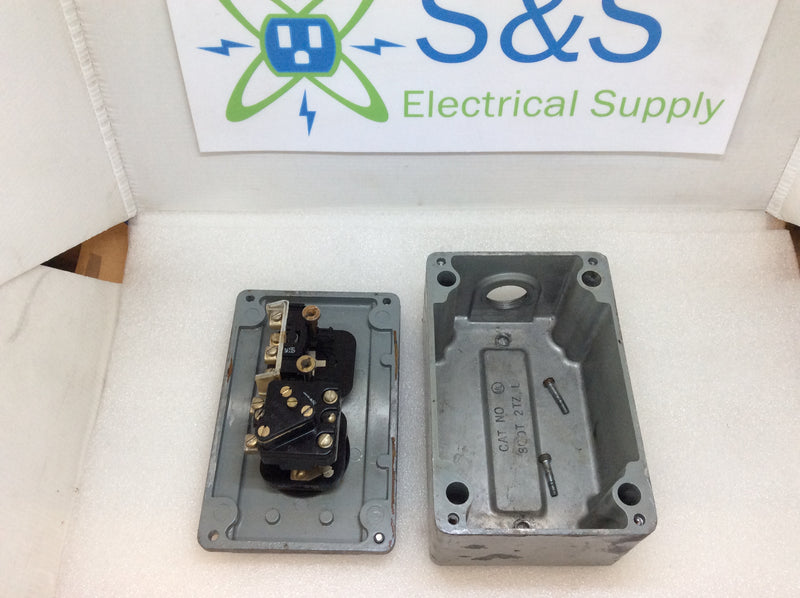 Allen Bradley 800T2TZ 2 Button Hand Control Start-Stop 6A 120VAC Enclosure With Controls