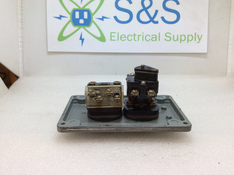 Allen Bradley 800T2TZ 2 Button Hand Control Start-Stop 6A 120VAC Enclosure With Controls