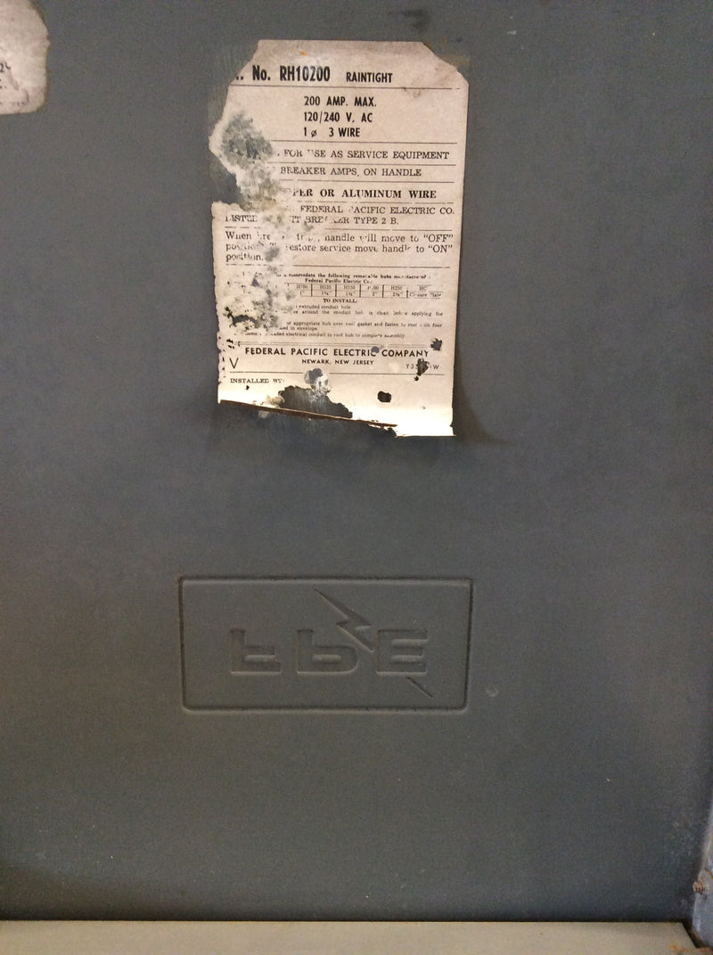 FPE RH10200 Single Phase 120/240VAC 200A Max Nema3r Main Circuit Breaker Enclosure