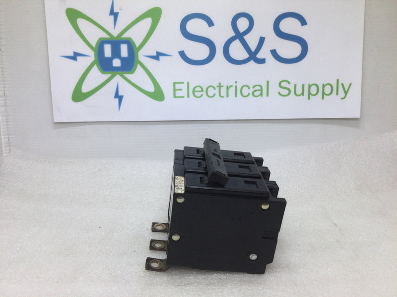 Challenger CBB3030H 30 Amp 3 Pole 240V Circuit Breaker